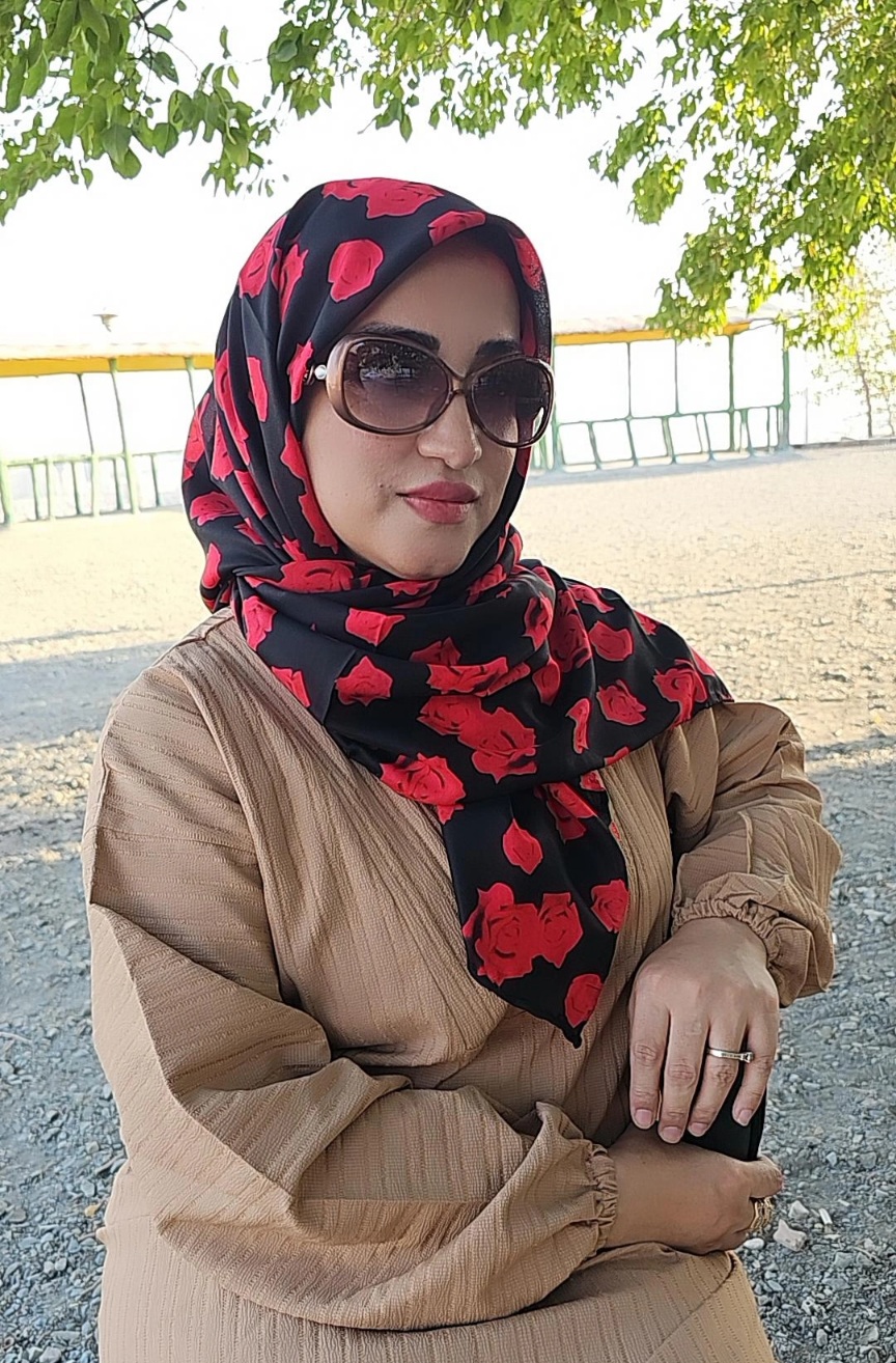 روسری نخ حریر مشکی گلدار دور دوخت قواره 130