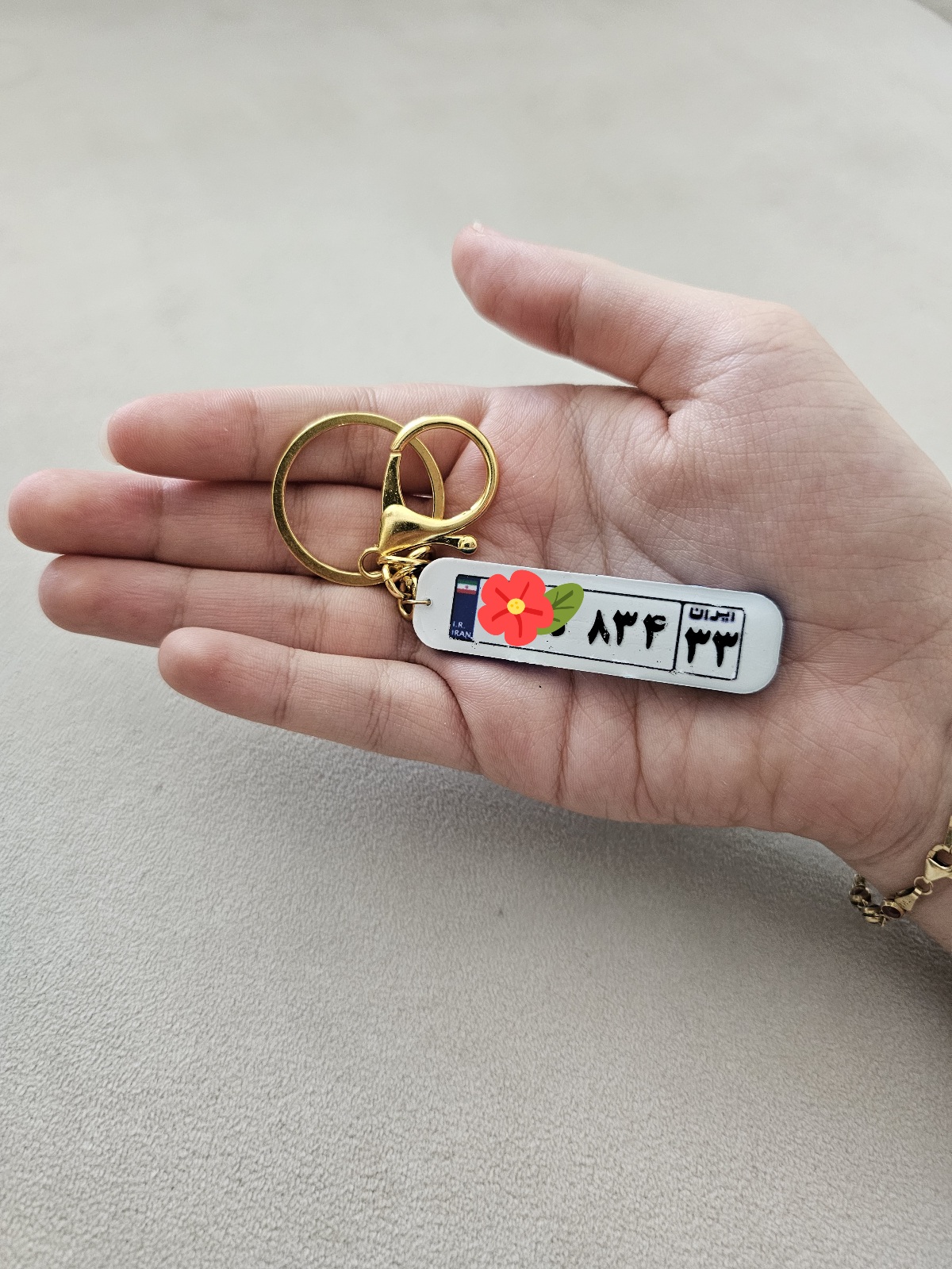 جاسوییچی رزینی طرح پلاک قابل سفارش با پلاک شخصی( بدون قاب و رینگ)