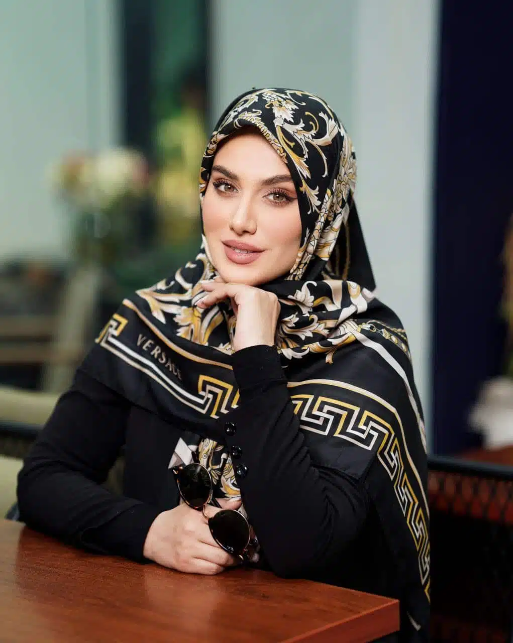 روسری جنس نخ وال ترک تولید داخلی قواره ۱۳۰ دوردوخت